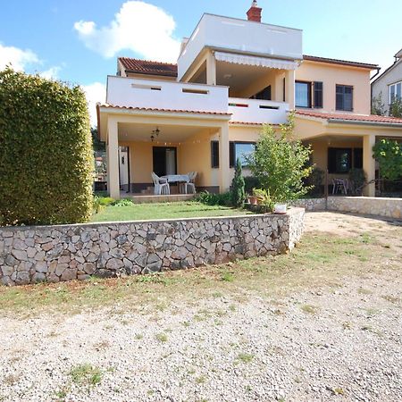 Apartments Snjezana By El-Pi Tours Njivice Εξωτερικό φωτογραφία